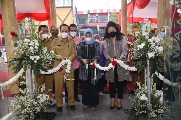 Resmikan Gedung Dekranasda, Sri Ayu Mihari Harapkan Jadi Sarana Promosi Hasil UMKM Sumut